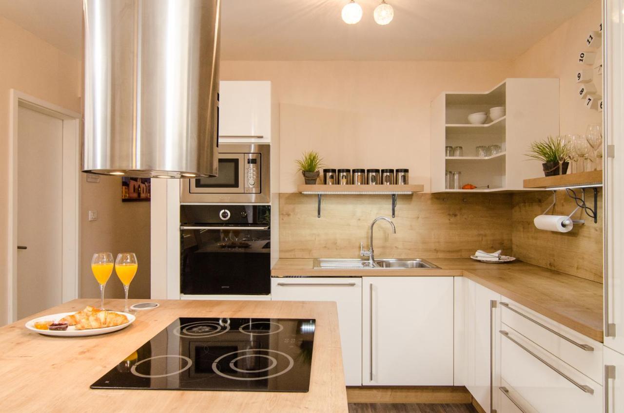 Apartment Zagreb Deluxe Eksteriør billede